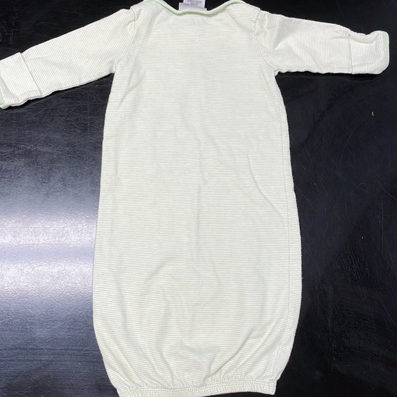 Lot of 2 infant nightgowns - Picture 7 of 7